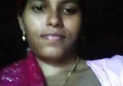 ブルネットの女の子は、ポルノ映画の鋳造に来ました せっくす 動画 女性