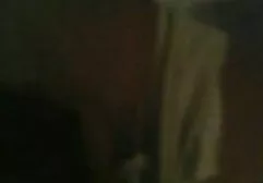 二つの男はセクシーな雪の乙女に引っ張る 無料 女 エッチ