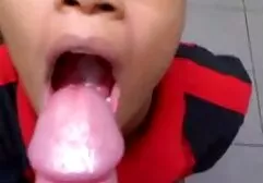 アニタは熱心に彼女の猫を自慰行為をします 女性 専用 セックス 動画