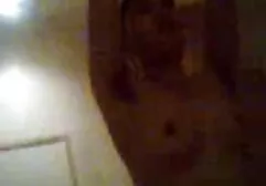 男の子撮影ガールフレンドmasturbatingに携帯電話のカメラ セックス 動画 女