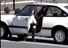 柔軟なゴム雌犬exception'll分割し、この位置に犬を置くために、裸を分割します セックス 無料 動画 女性 向け