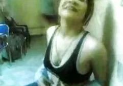 夫は彼の妻が浴室のたわごとの女の子であることを知りません 女性 安心 セックス 動画