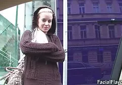 男性を喜ばせるために若い女の子を教える経験豊富な女の子 セックス 動画 無料 女性 向け