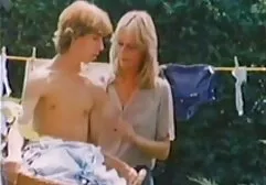 アラブの女性、美しい、踊りや音楽に服を脱ぐ、彼女の体は本当のpythonによって愛撫されています 無料 女性 向け セックス 動画