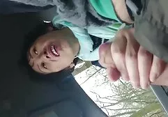 雌犬とともに巨乳strokingコックとともに彼女のおっぱい 女性 の 為 の セックス 動画