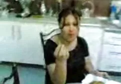 Bustyセクシーなアジアの観光客の近くのプール セックス 女性 無料