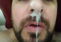 男はホテルの部屋でのみ彼の愛人をファックする 中 年 女性 の セックス 動画