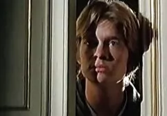 レズビアン情熱的に弄近くのプール エッチ 動画 複数