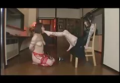 タクシーで彼の乗客を犯した運転しました 男 と 女 の セックス 動画