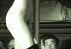 電話セックスの雌犬にオーガズム 女性 向け の セックス 動画