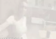 ハンサムな男は彼らの人生を伝えます。 女性 動画 セックス そしてショー