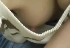 この小さな男が大好き大きなディルドで彼のお尻 女性 の ため の セックス 動画